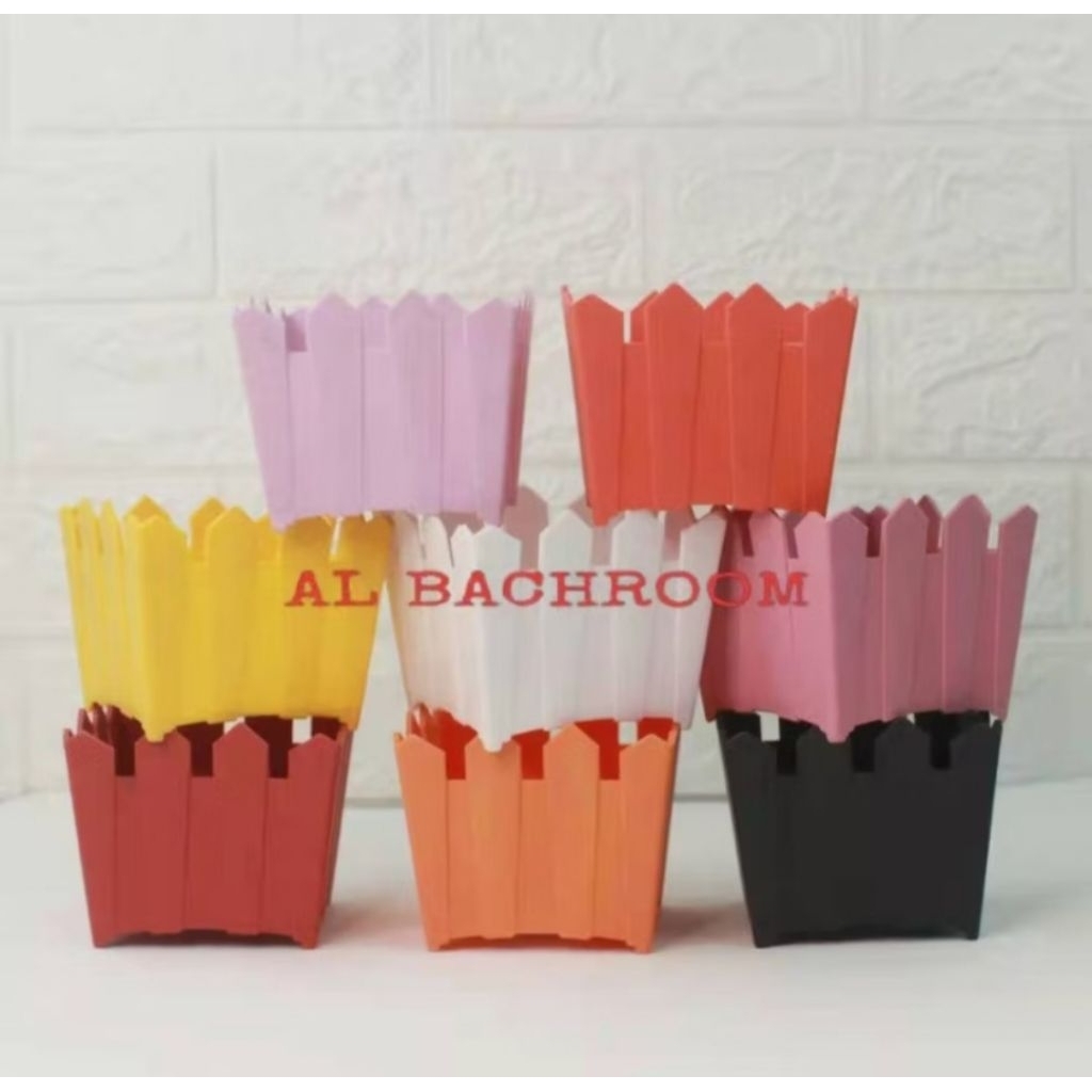 POT KOTAK PAGAR LANCIP PLASTIK / Banjarmasin Kalimantan Selatan