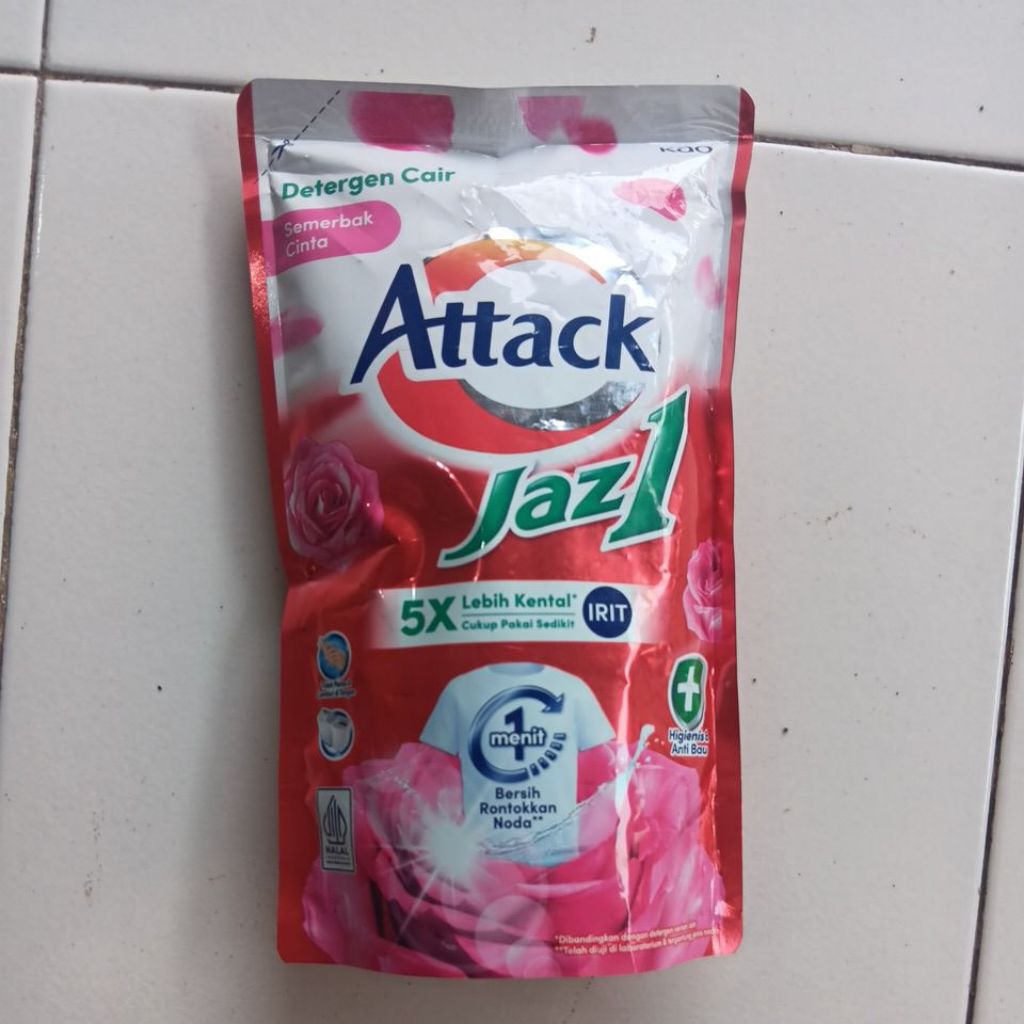 ATTACK JAZZ 1 700GR DETERJEN CAIR
