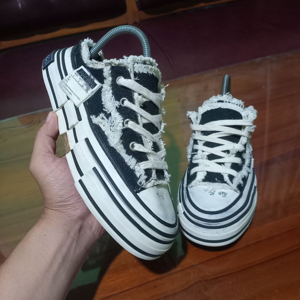 XVESSEL G.O.P SEPATU SECOND BRANDED SNEAKERS PRIA WANITA