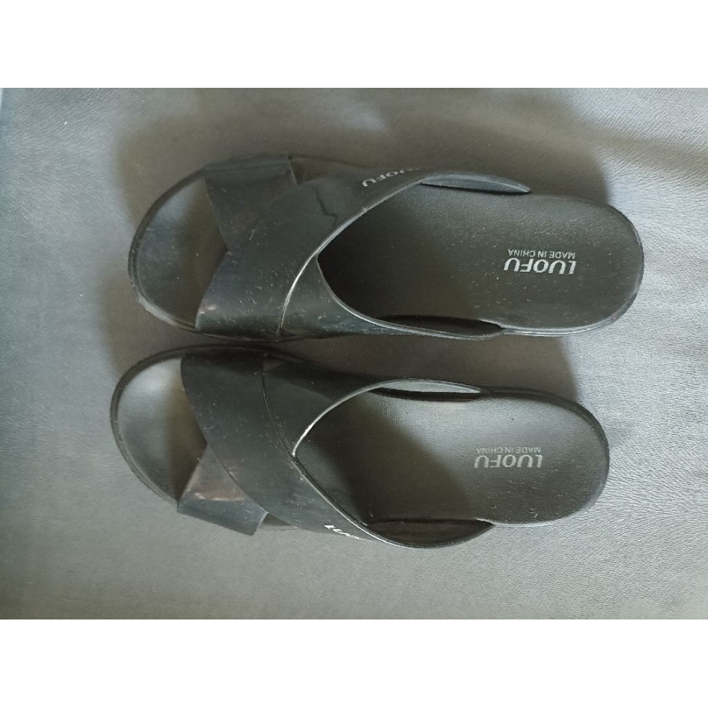 sandal hitam selop wanita luofu pl Preloved