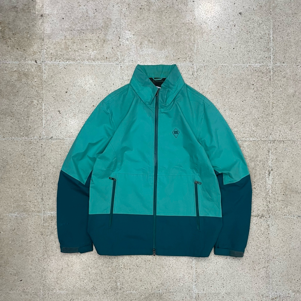 KOLON SPORT GORE-TEX OUTDOOR JACKET