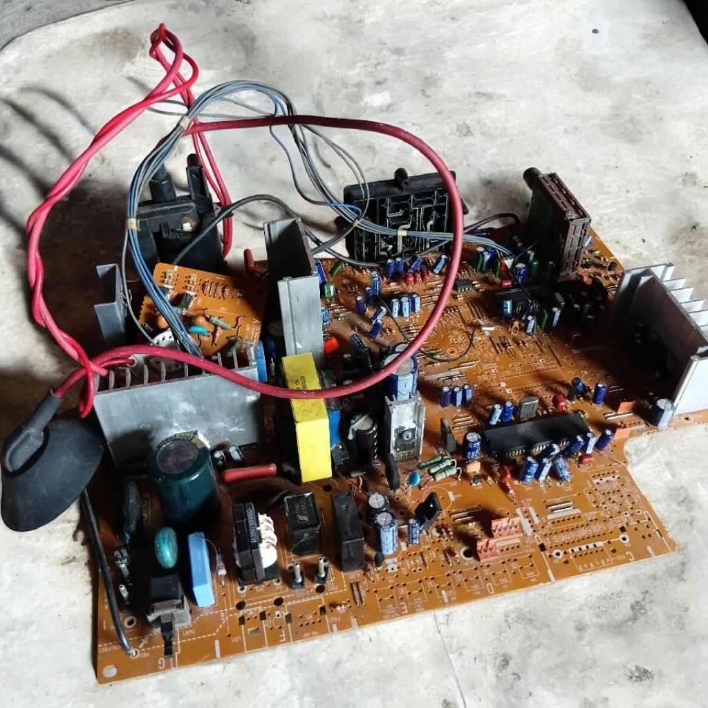 mesin tv LG 21inch slim aici dua jual gembling