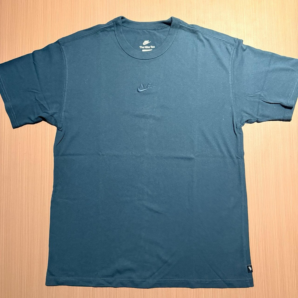 Nike Tee
