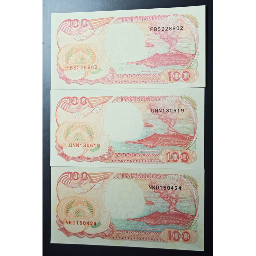 uang kuno Indonesia 100 phinisi tahun 1992 p2640