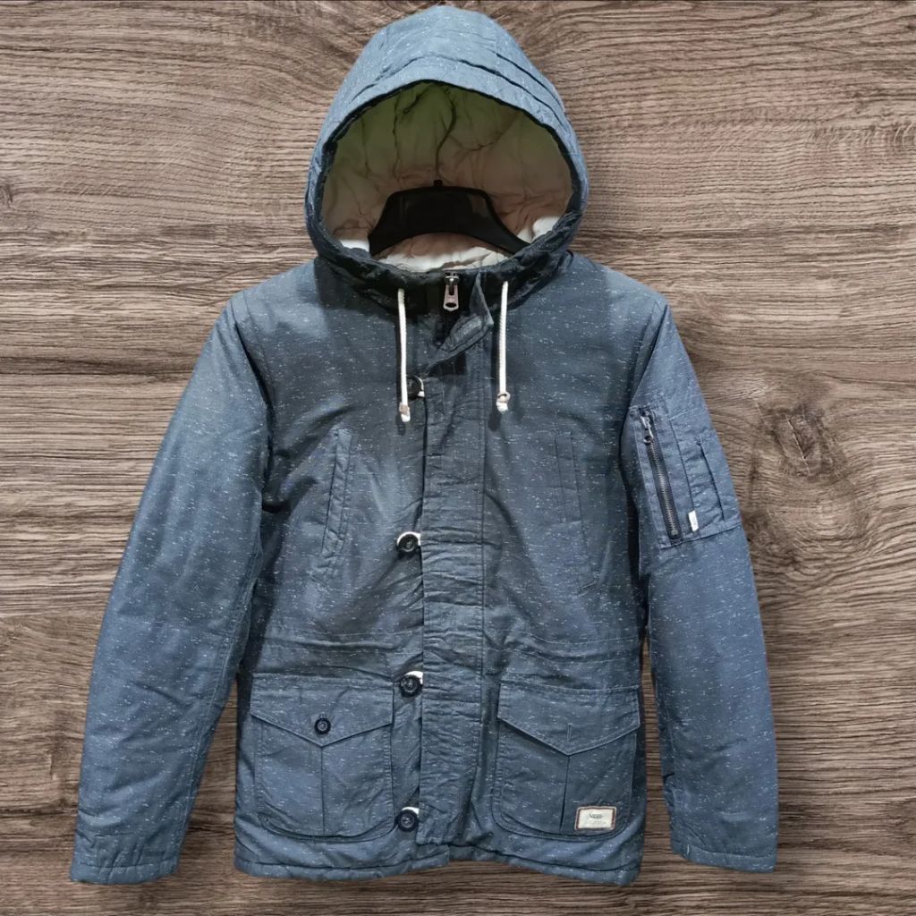 jaket parka VANS tebal size M casual bagus ORIGINAL