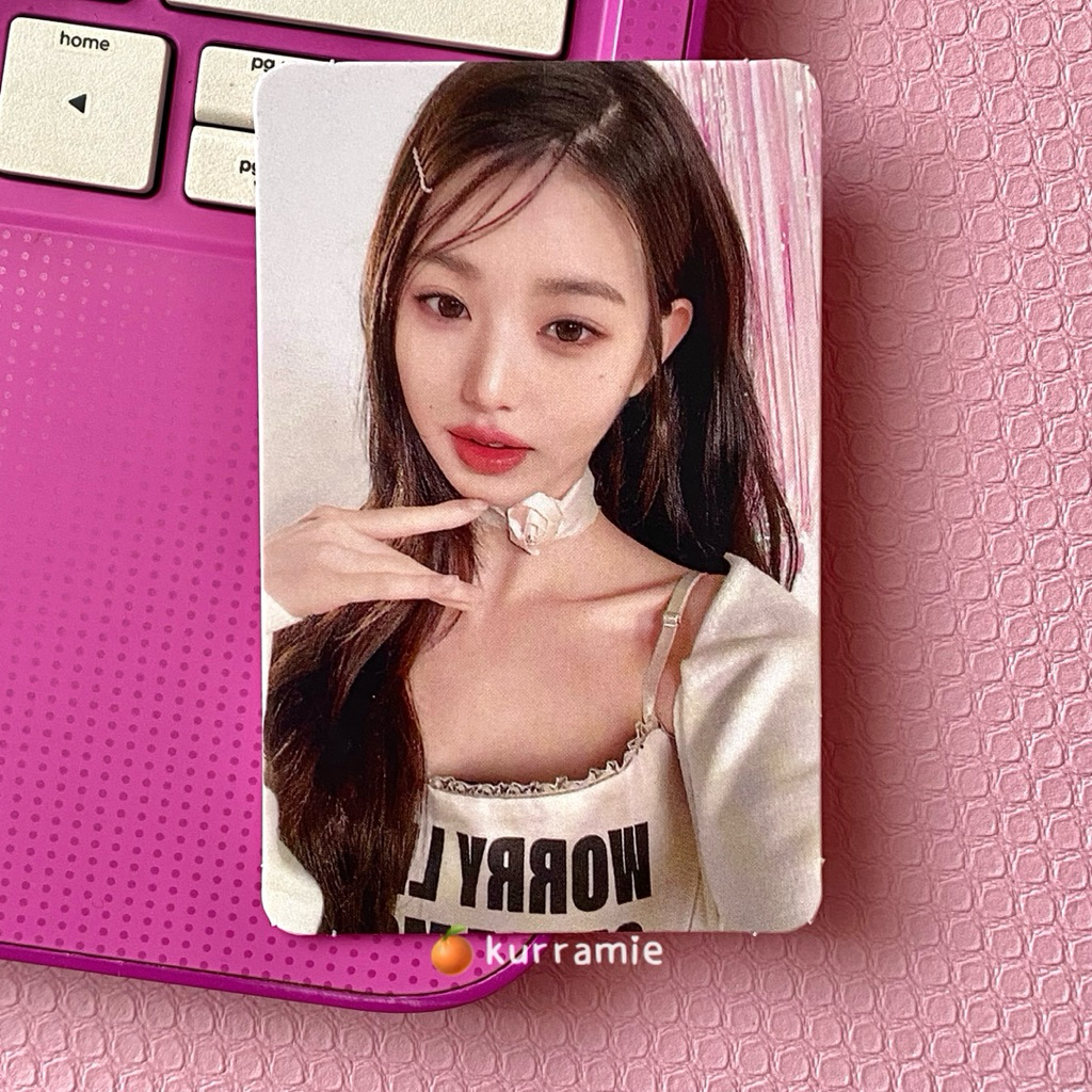 (clearance sale) official photocard wonyoung ive x amuse make up round 1 pc wony jepit kalung mawar 