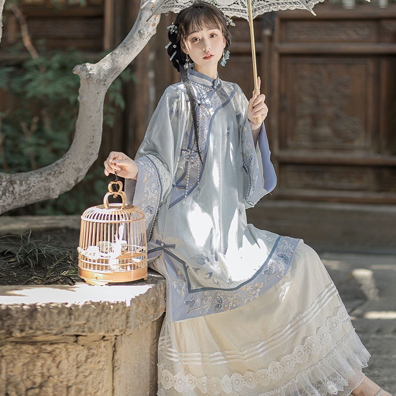 Set Hanfu Baju Tradisional Cina Wanita Top Kerah Asimetris dan Rok Elegan