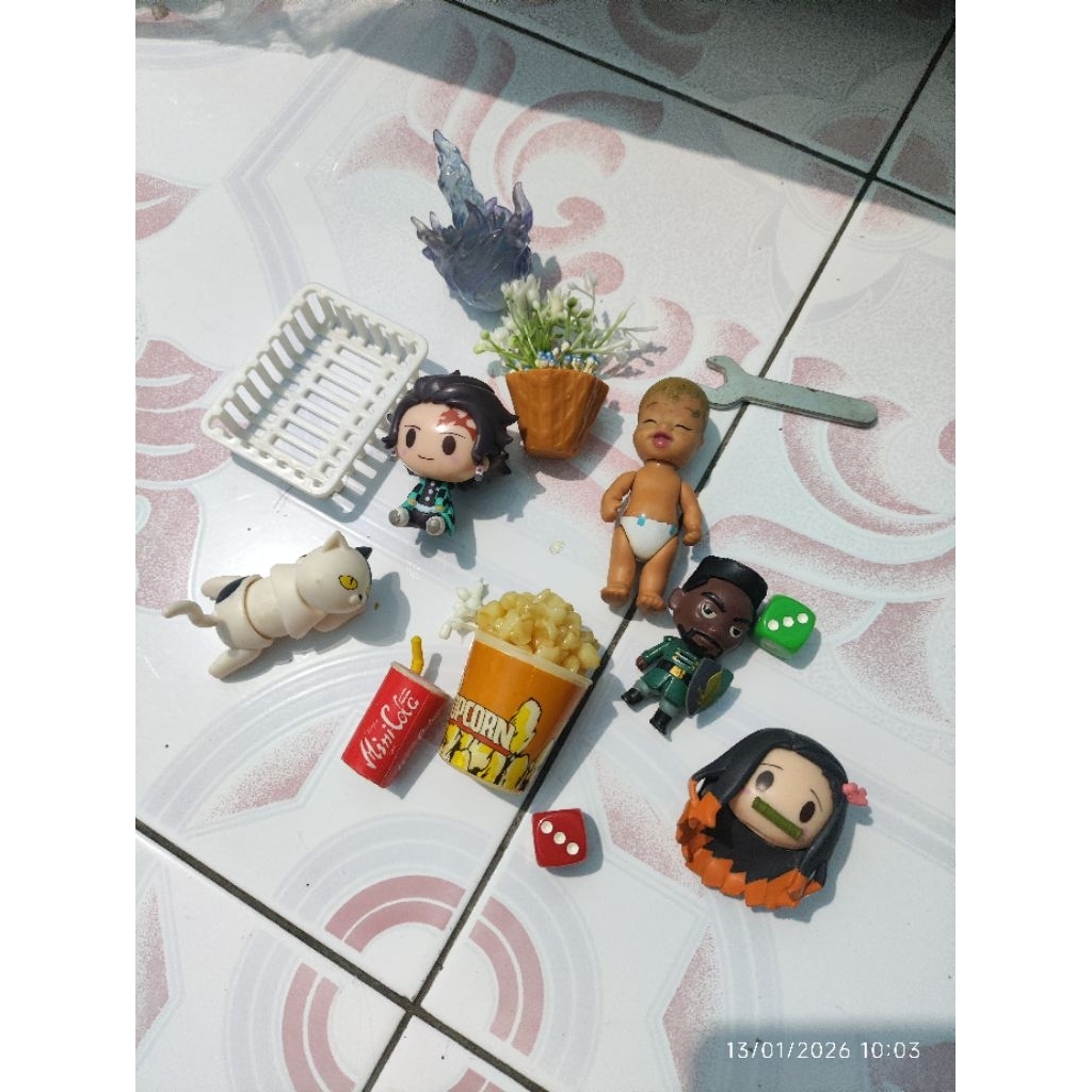 Set Junk Figure wyswyg