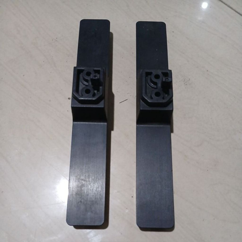 stand kaki tv led Toshiba 43V35KP