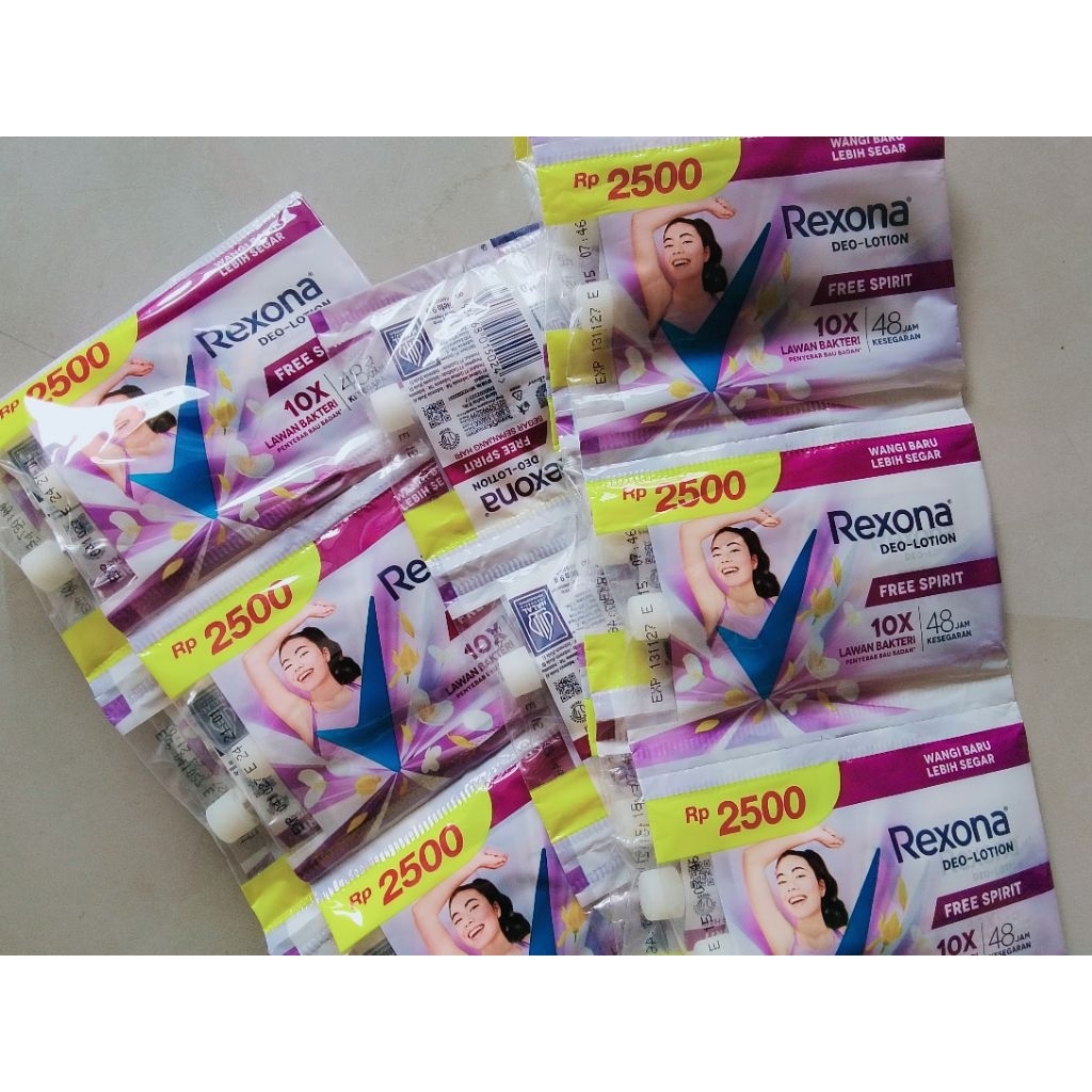 Rexona free spirit sachet 1 renceng 12pcs
