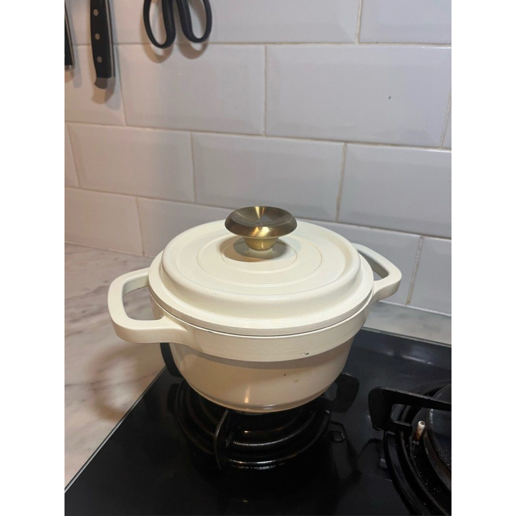 Preloved Debellin Artisan Dutch Oven II 16cm