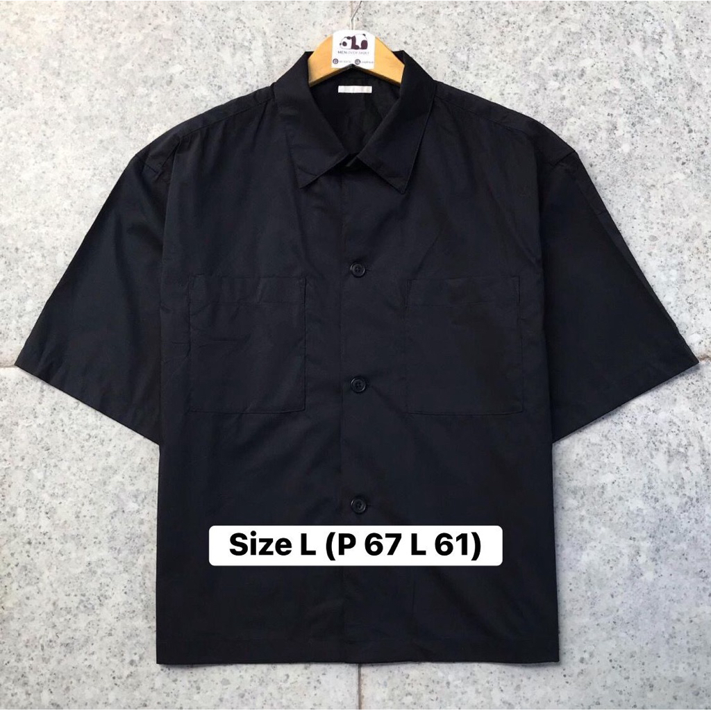 Kemeja Hitam Boxy Gu Uniqlo