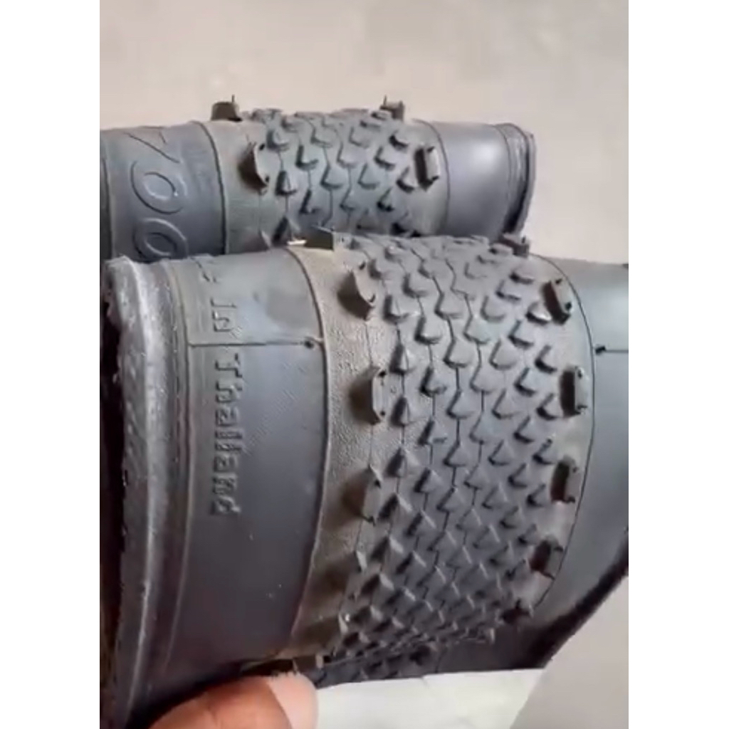 sepasang ban gravel Michelin Power Gravel 700x35