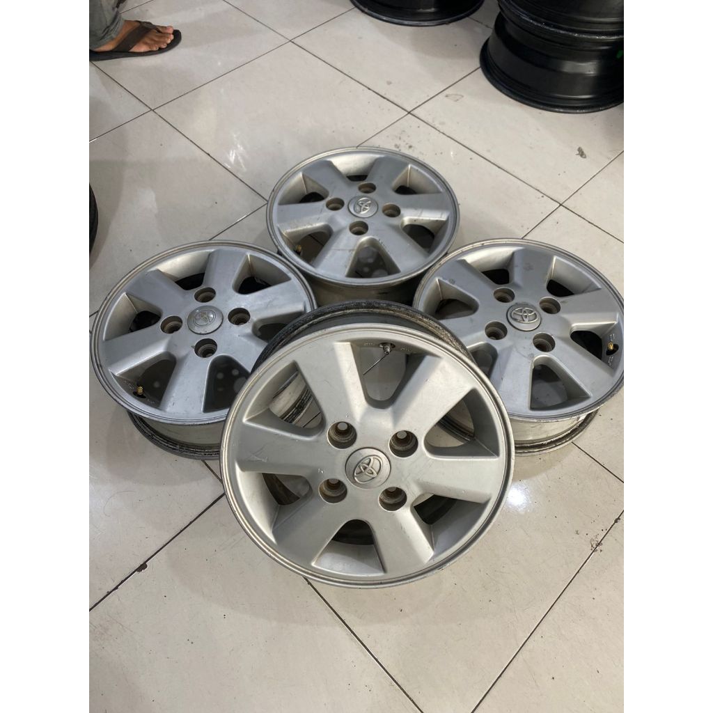 velg mobil murah copotan avanza ring 14 baut 4x114,3 pnp kijang xenia cary