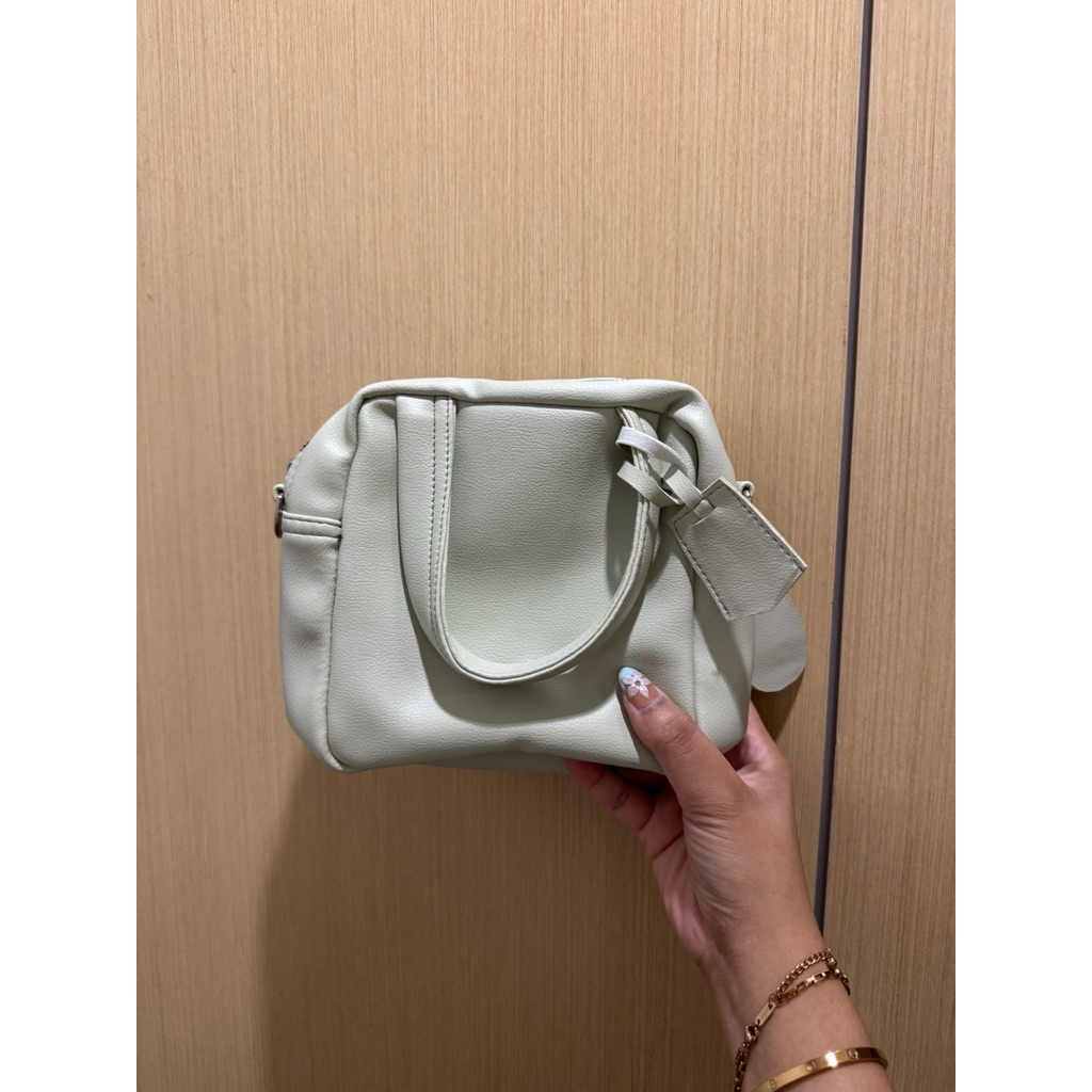 LIKE NEW Fashion Bag Tas Selempang Wanita Warna Hijau Mint