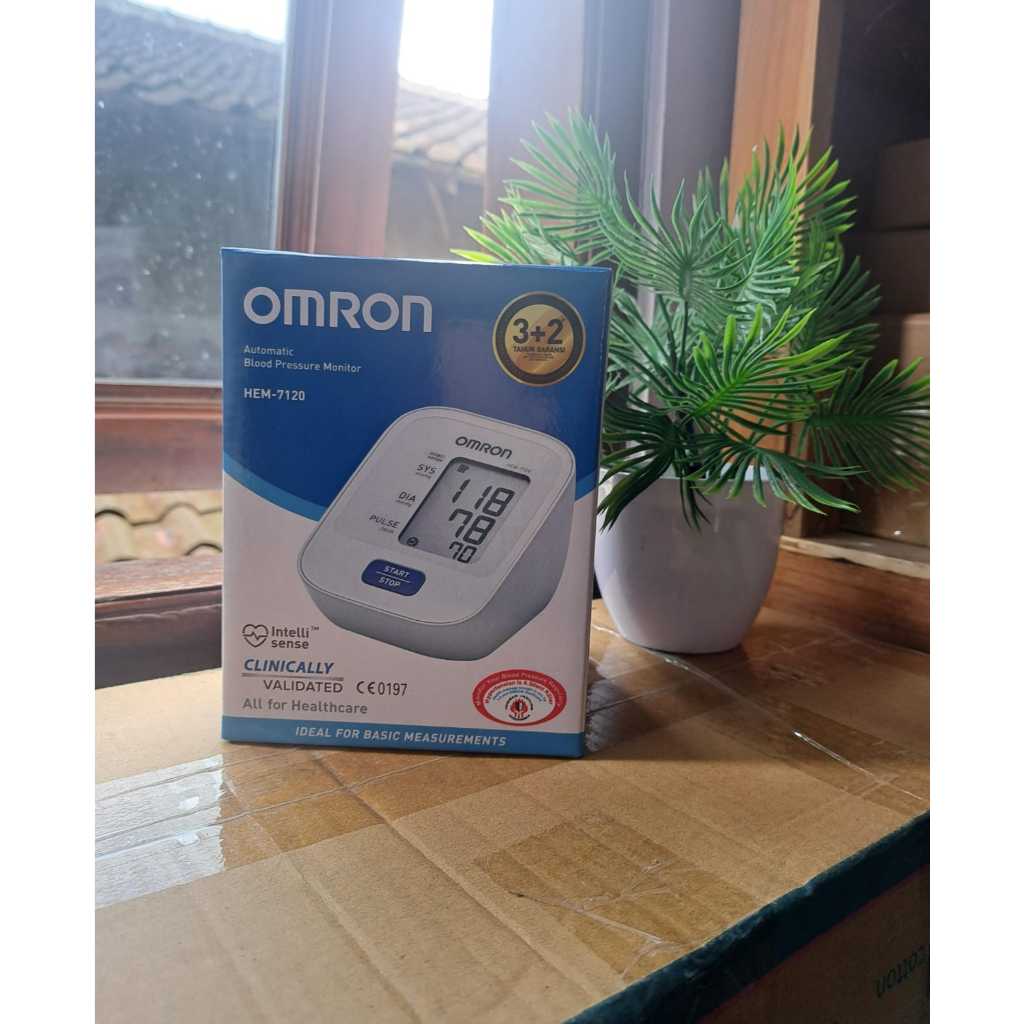 OMRON Tensimeter Digital Hem-7120 / Alat Tensi Digital Omron 7120