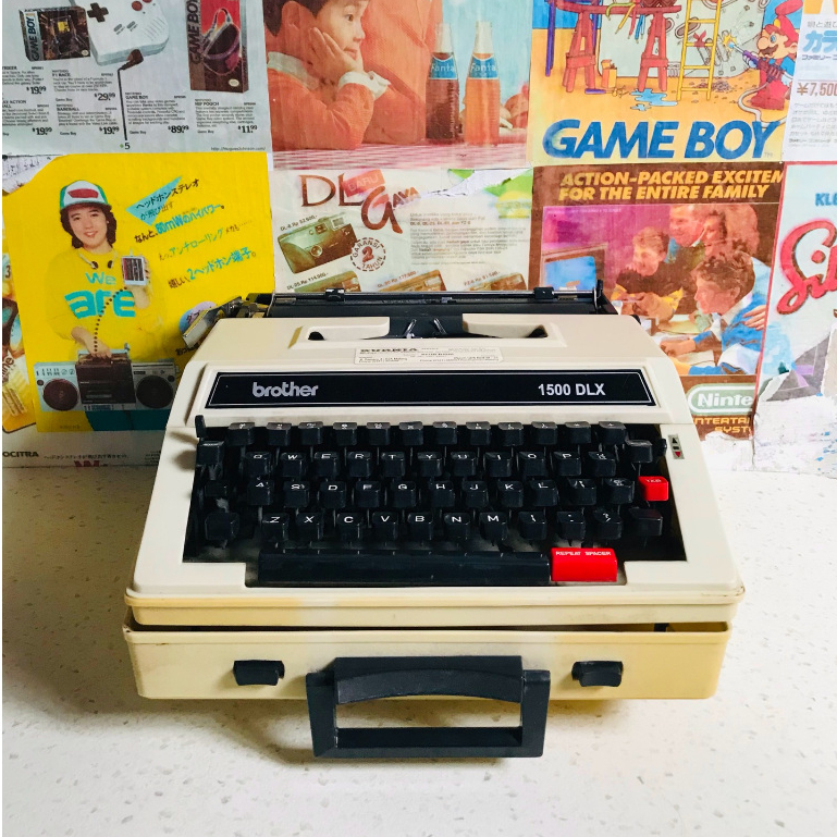 Mesin Ketik BROTHER 1500 DLX / Mesin Ketik Jadul / Dekorasi Vintage