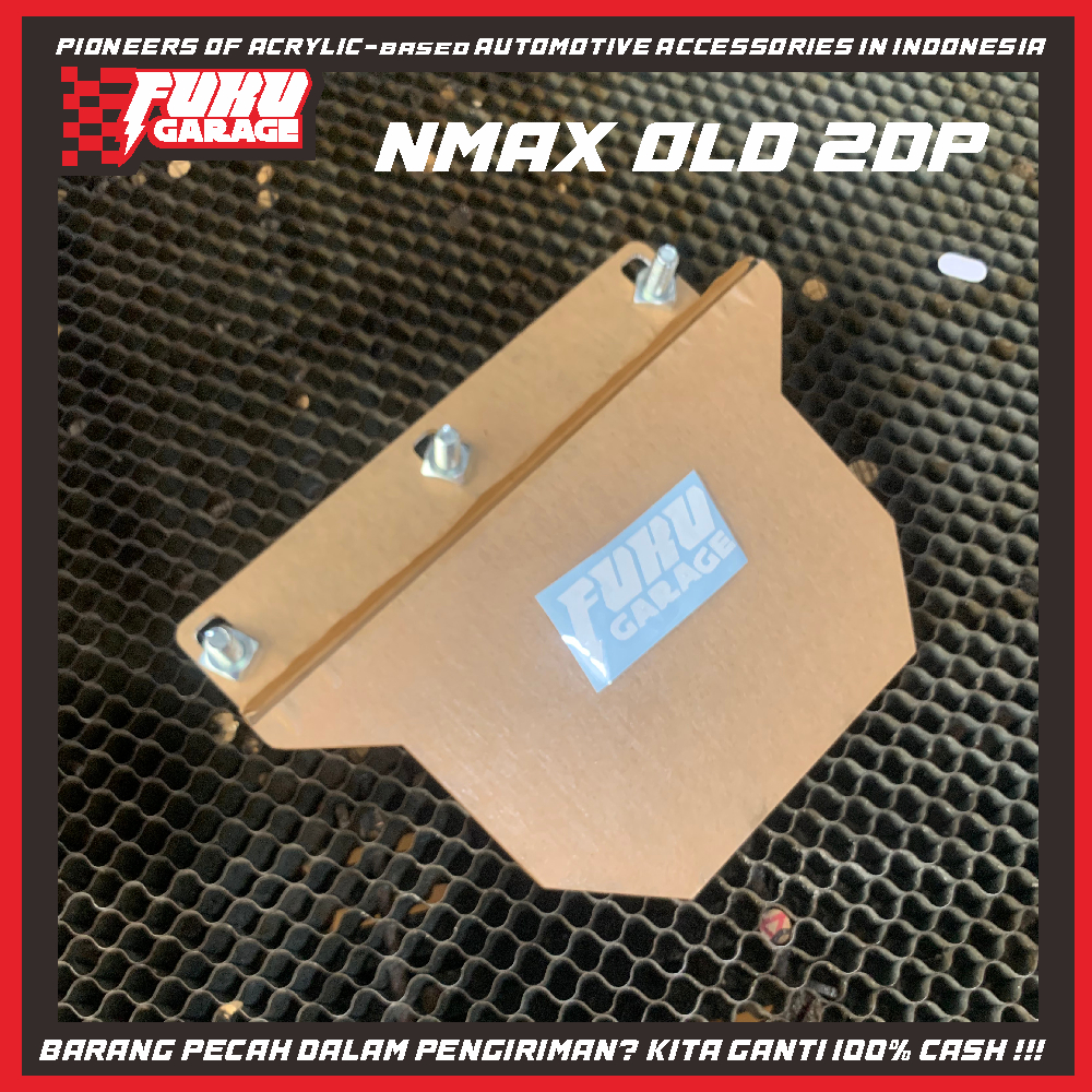 Mudflap khusus mounting panjang NMAX OLD, Mudflap Akrilik NMAX OLD Custom Mounting panjang / mudflap