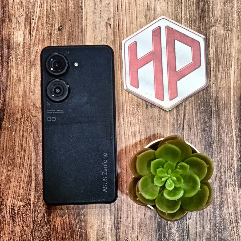 Asus Zenfone 9 8/256 GB Garansi Resmi Indonesia Second Bekas Original