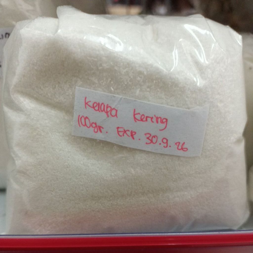 Kelapa Kering Parut 100gr Putih bersih