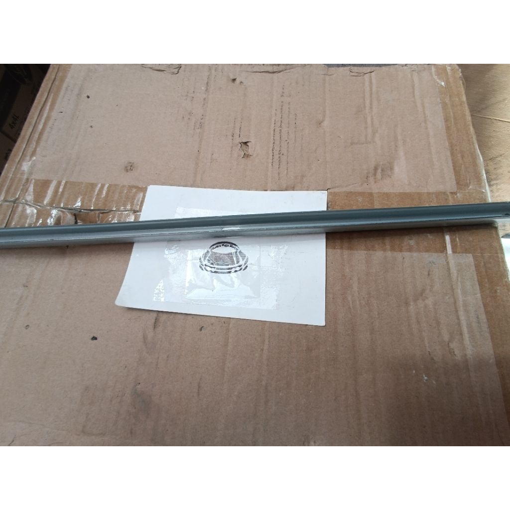 glass holder dudukan kaca regulator kaca pintu depan mobil suzuki carry 1.0 extra