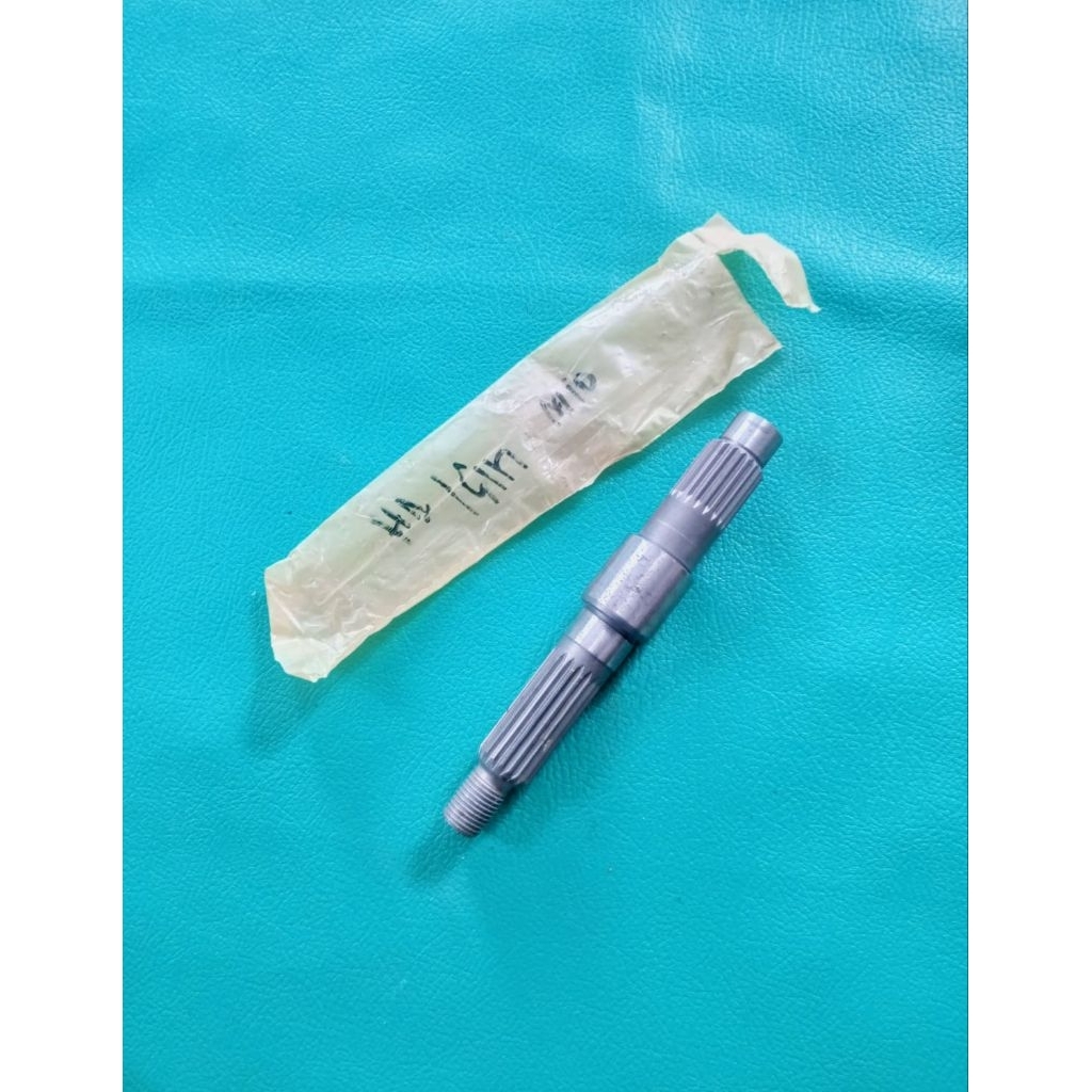 As roda belakang Yamaha Mio J