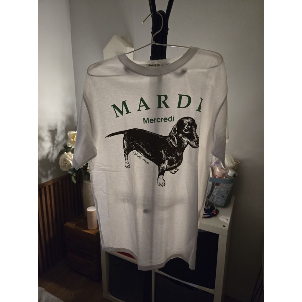 Preloved T-shirt Mardi Mercredi