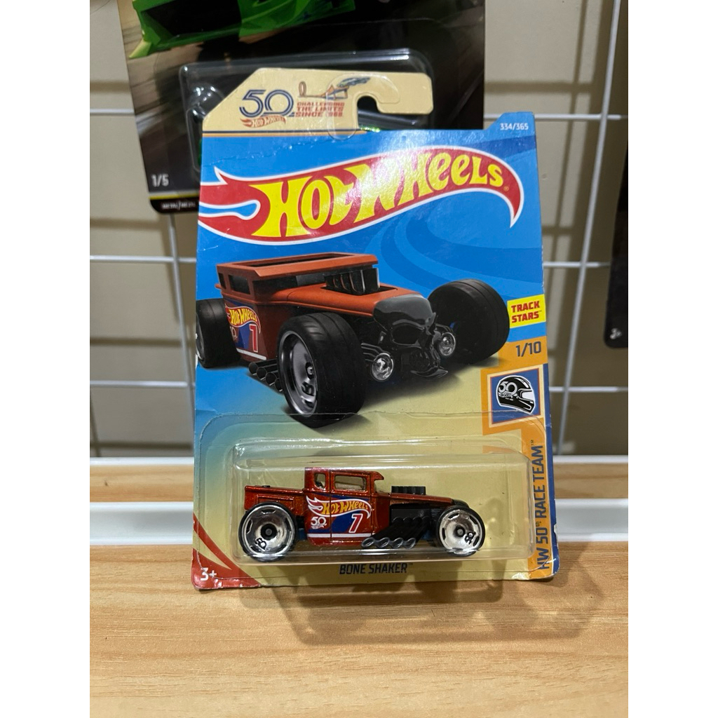 hot wheels bone shaker