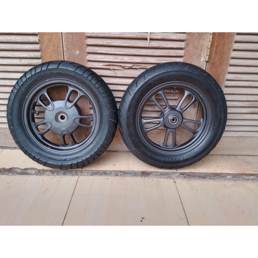 Velg original Scoopy donat new R12