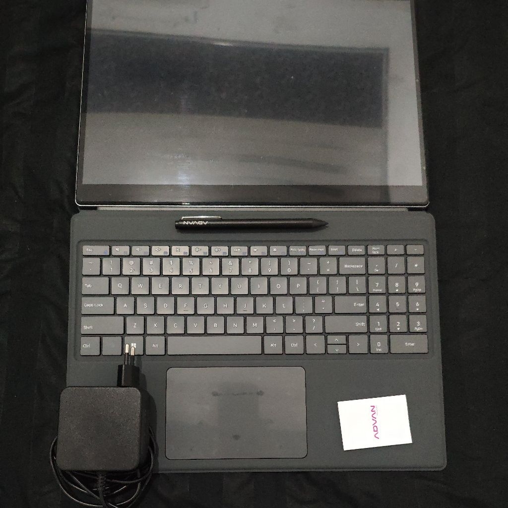 Advan Laptop 2in1 EVO-X16 touchscreen detachable