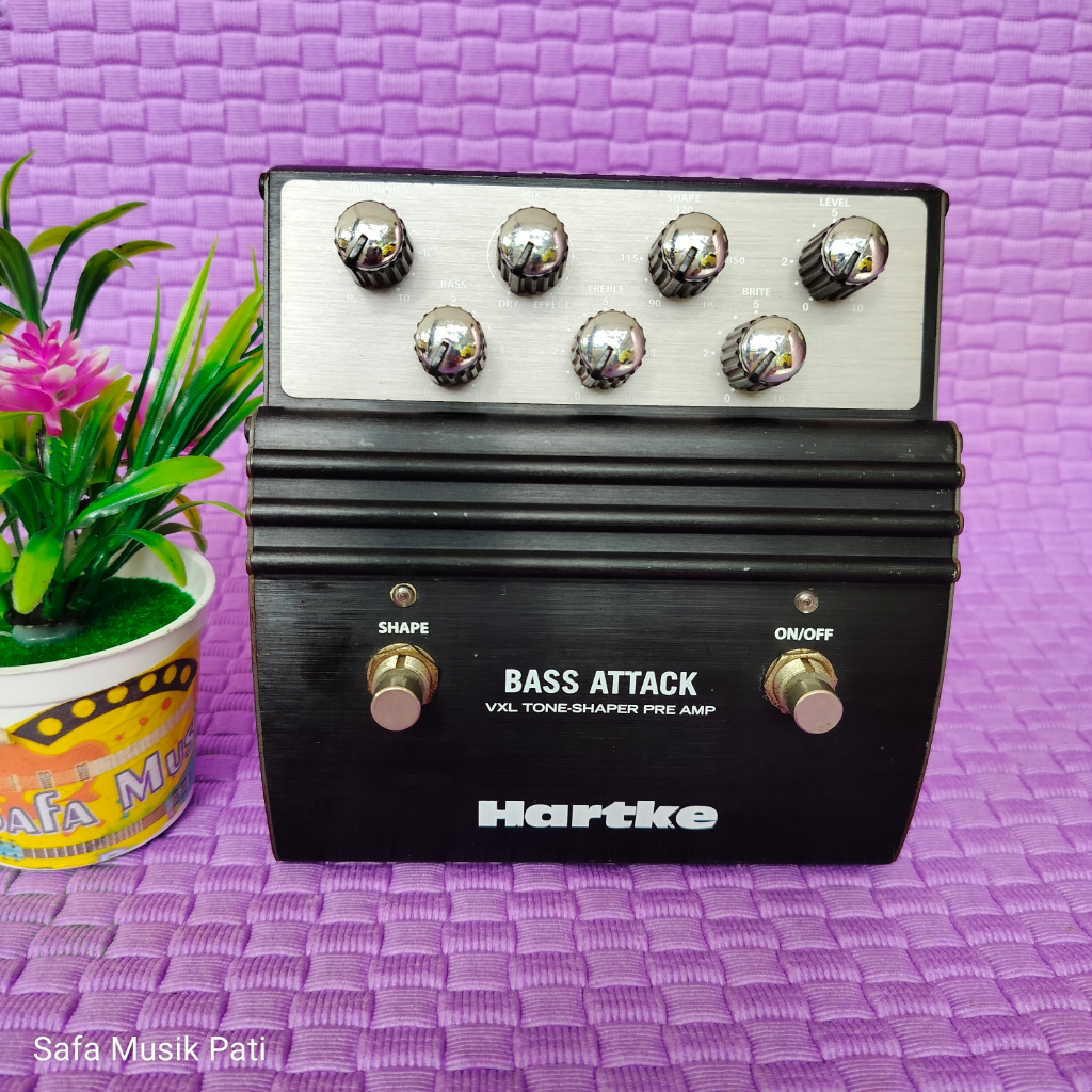 Hartke Bass Attack Efek Bass Kondisi Terawat, normal, original