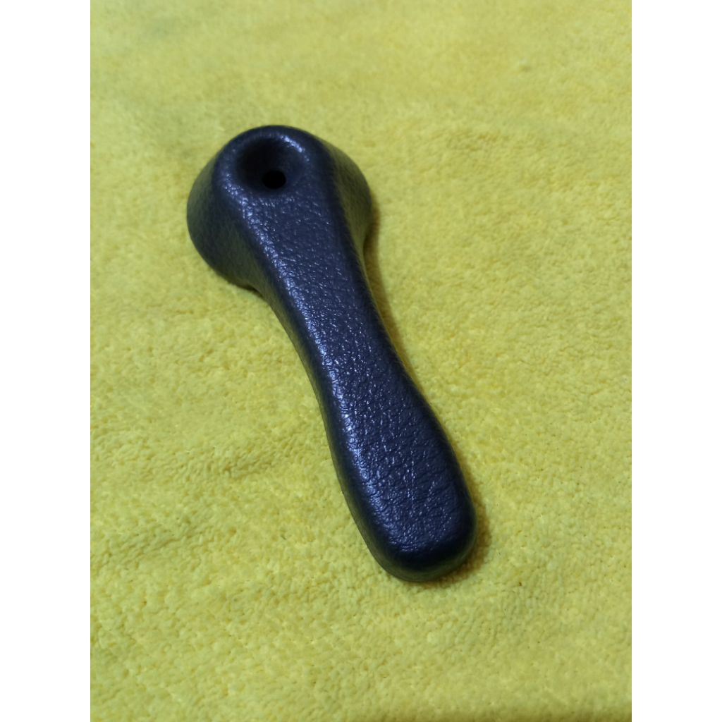 knop jok belakang Nissan Terrano original