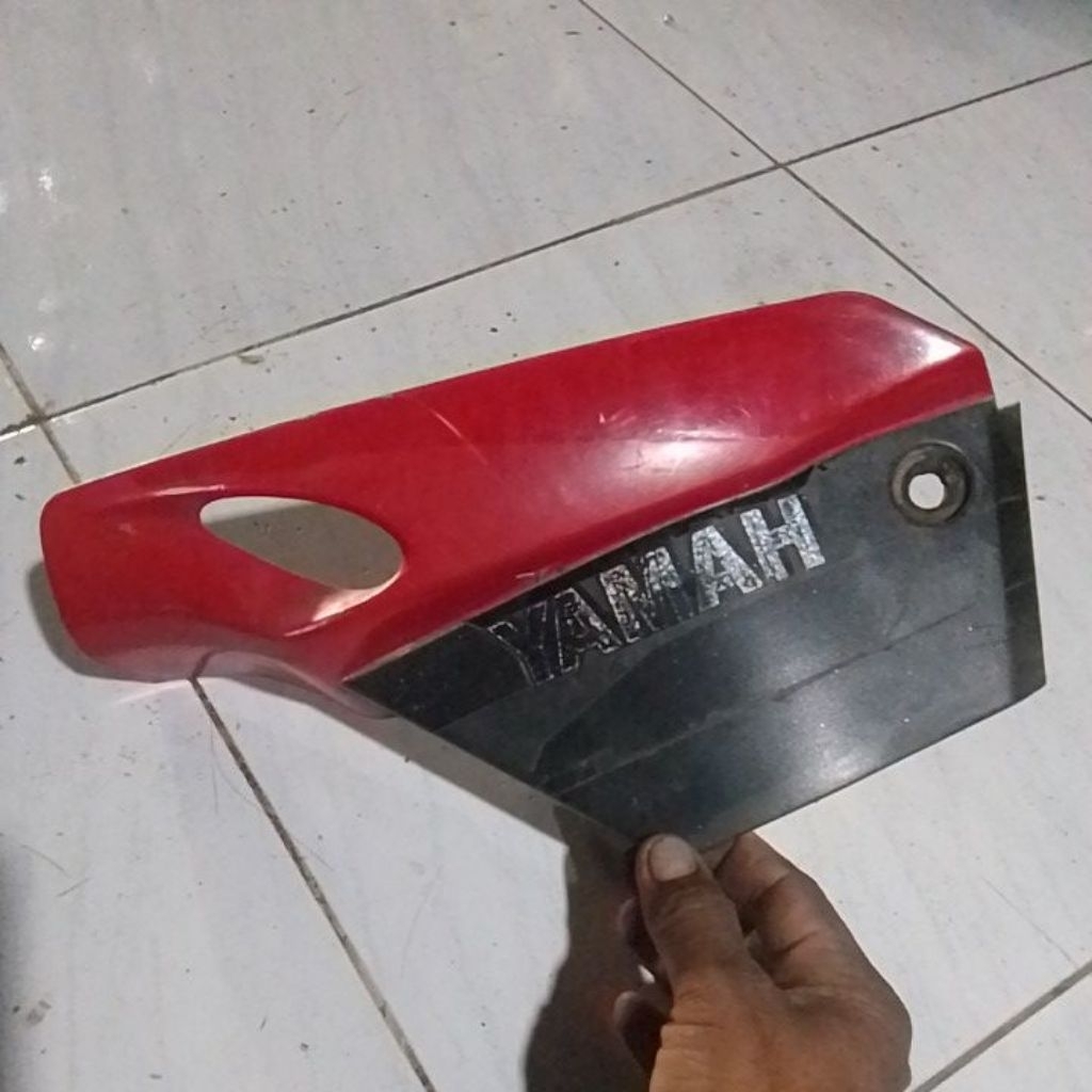 Cover Aki Tutup Aki Accu Yamaha Vega Lama F1Zr Fiz R ORI Second