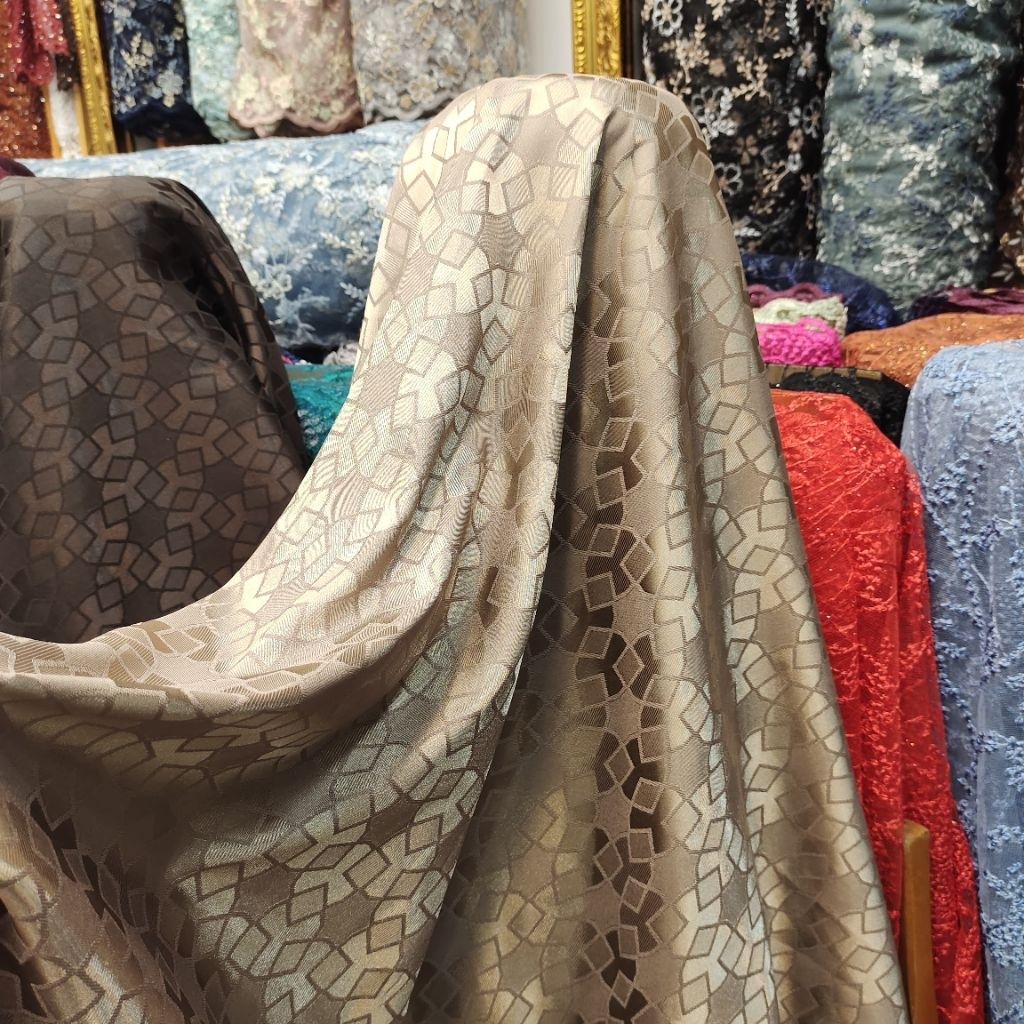 Bahan kain Armani silk/Kain Armani jaguard silk premium,dress/kebaya dll