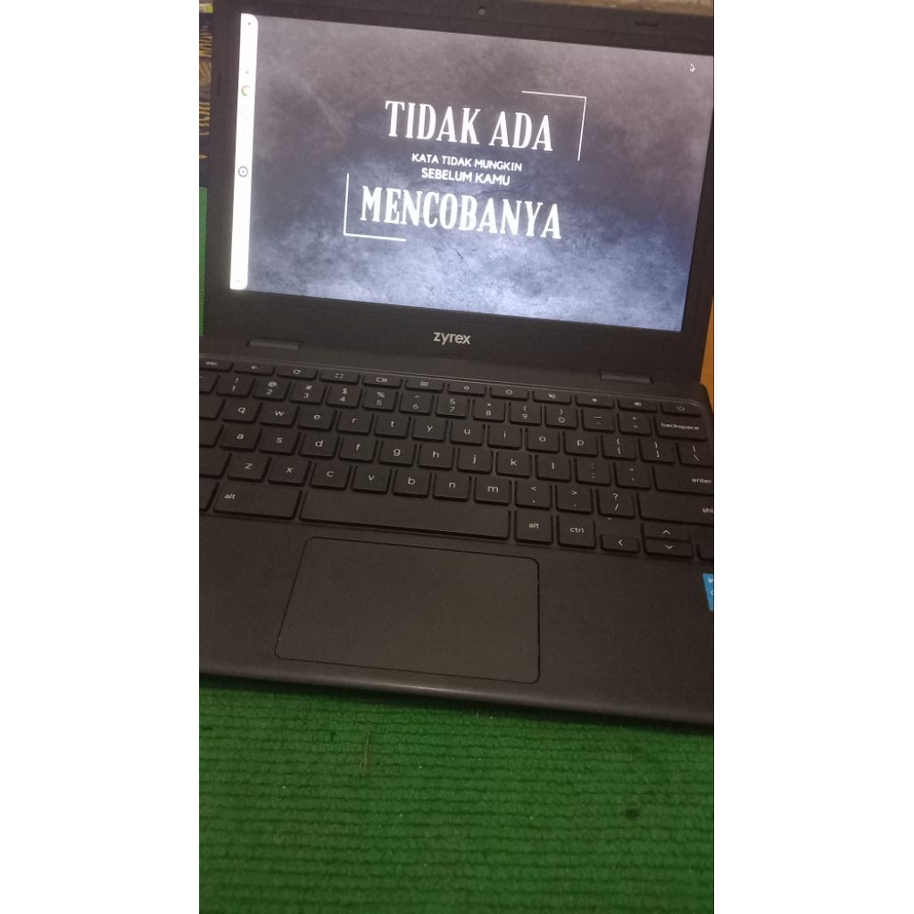 Chromebook Zyrek 4/32 Gb Second