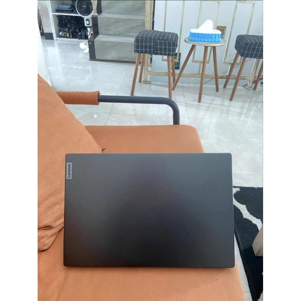Lenovo v14 core i3 gen 11 ram 12 gb ssd 256 gb vga nvidia 2 gb