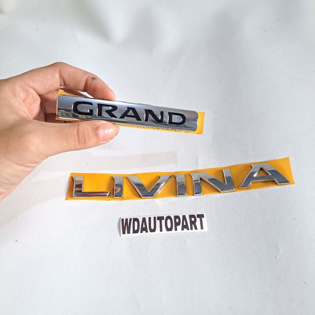 Emblem Logo Bagasi Tulisan Grand Livina Pisah /Mobil Nissan OriginaL 100%
