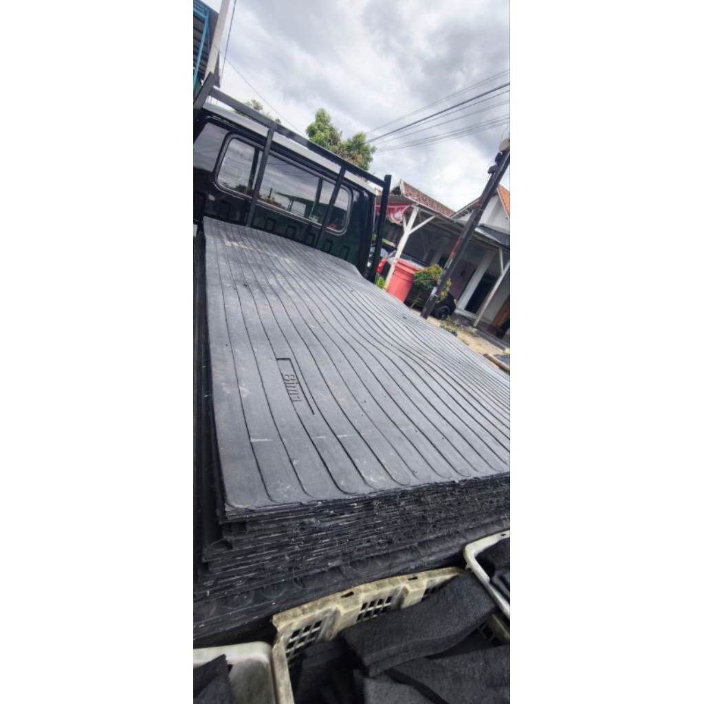 KARPET SAPI BIMA Tebal 13mm KARPET SAPI BIMA KARPET SAPI berserabut benang nilon