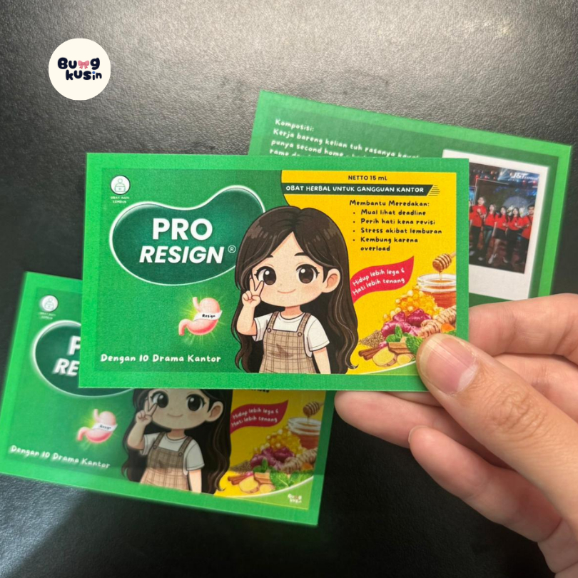 Kartu Ucapan Resign (Promag) Custom Foto Nama – Hadiah Perpisahan Teman Kerja Kado Resign Unik