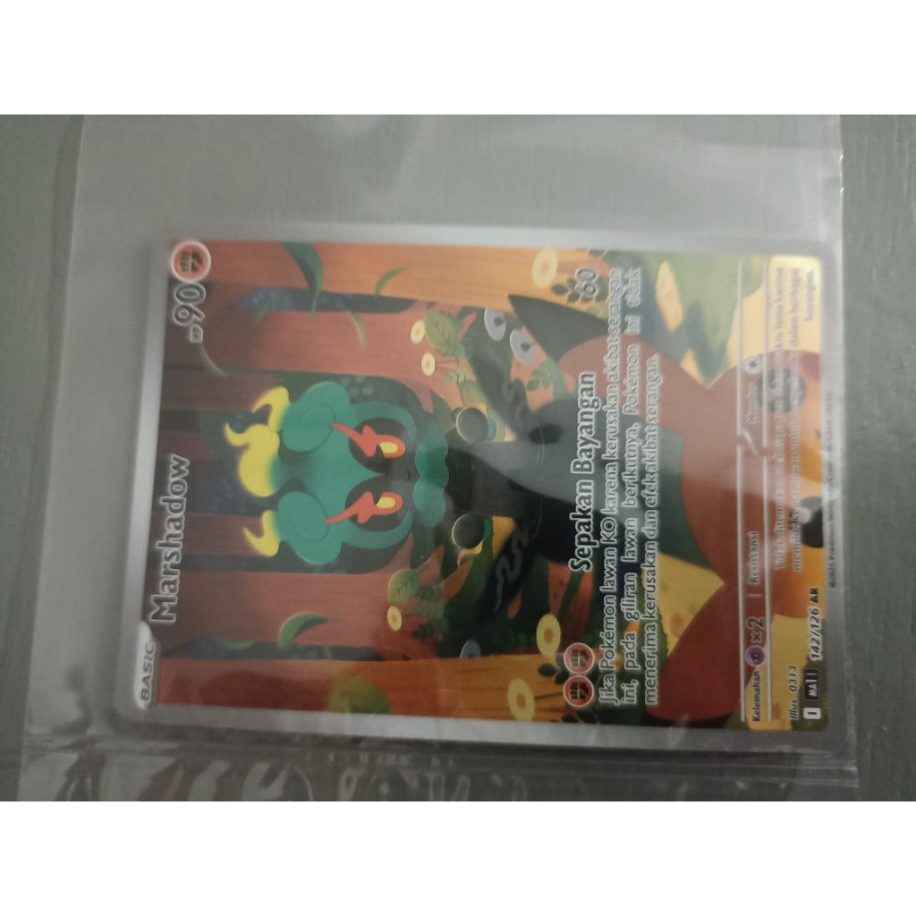 Marshadow dan Kepala Pikachu