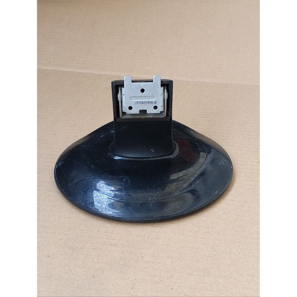 dudukan kaki Monitor RELION 96VD