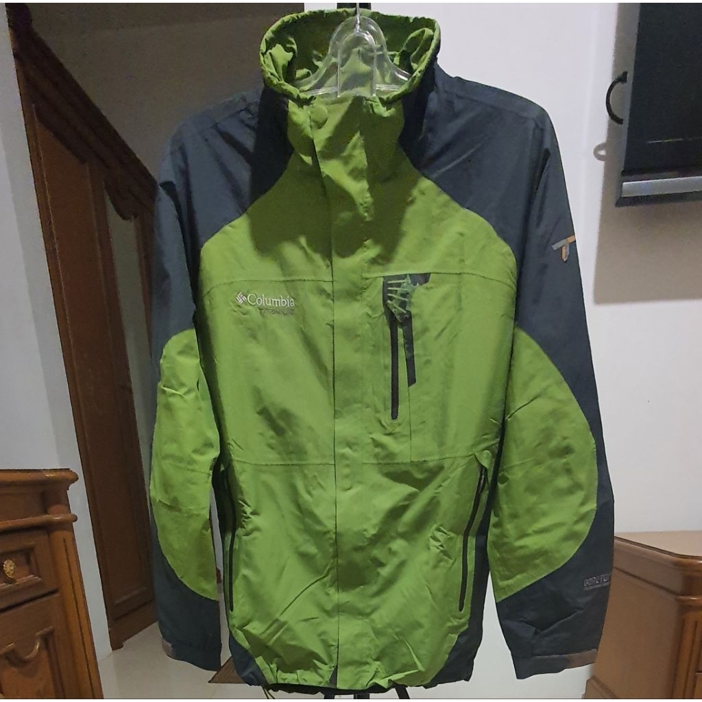 Jaket Outdoor Columbia Titanium