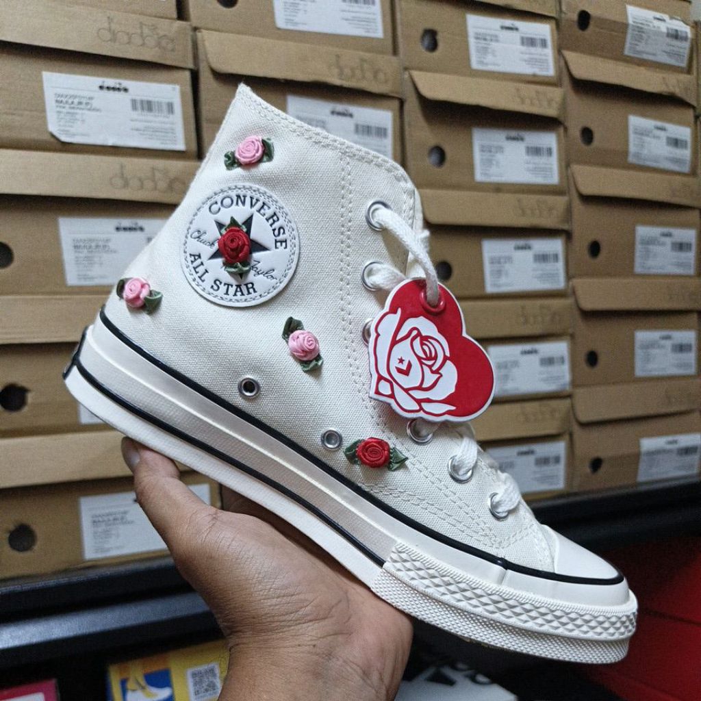 Sepatu Sneakers Wanita Chuck 70s High Egret/Red/LT Jellyfish Jitter Original Resmi Sport Station