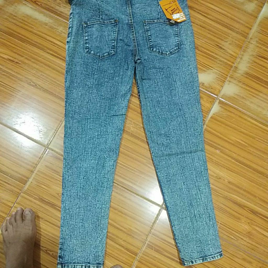 celana levis cewek merk MISS HOTTY original