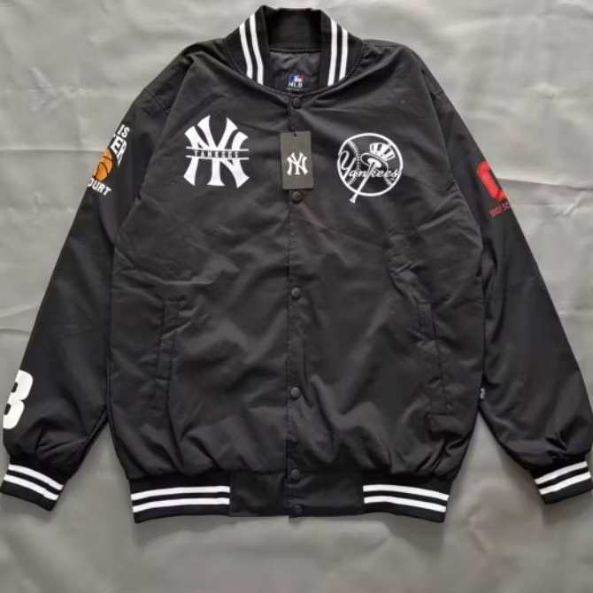 The Zourney Varsity Jacket Baseball Black Motif Terbaru Bergambar