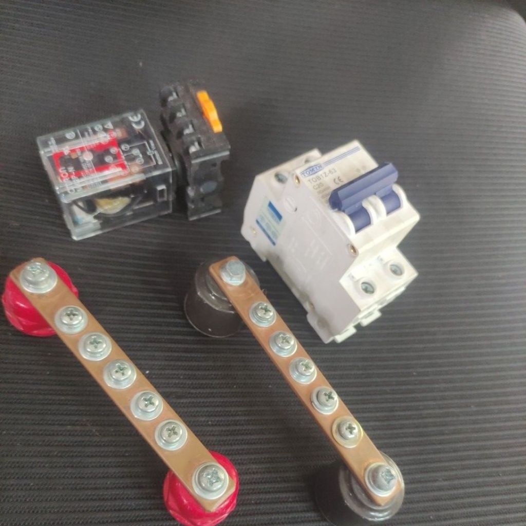 MCB RELAY PLTS BEKAS PEMAKAIAN