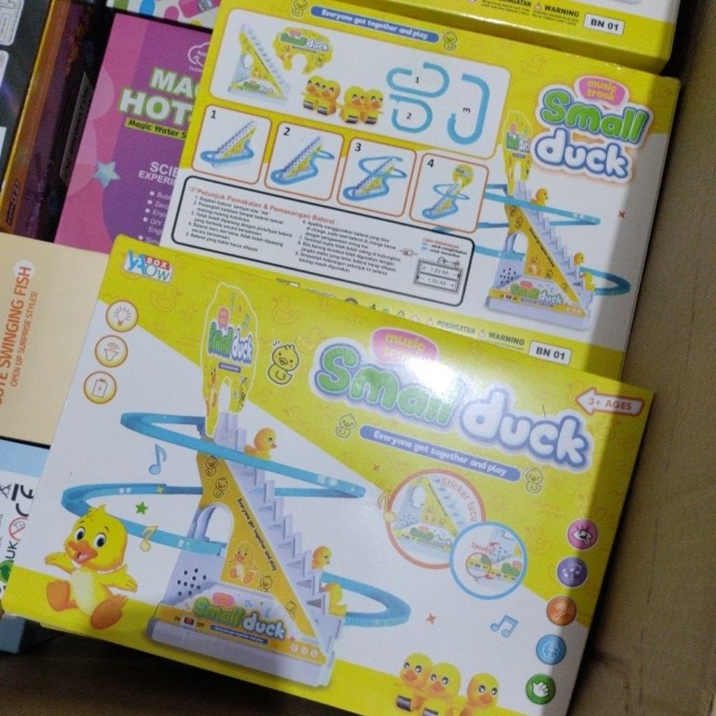 oketoys mainan bebek tangga little duck small duck speed slide