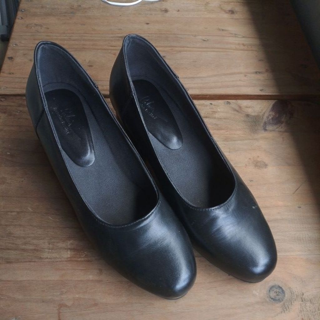proloved sepatu Serlium Basic