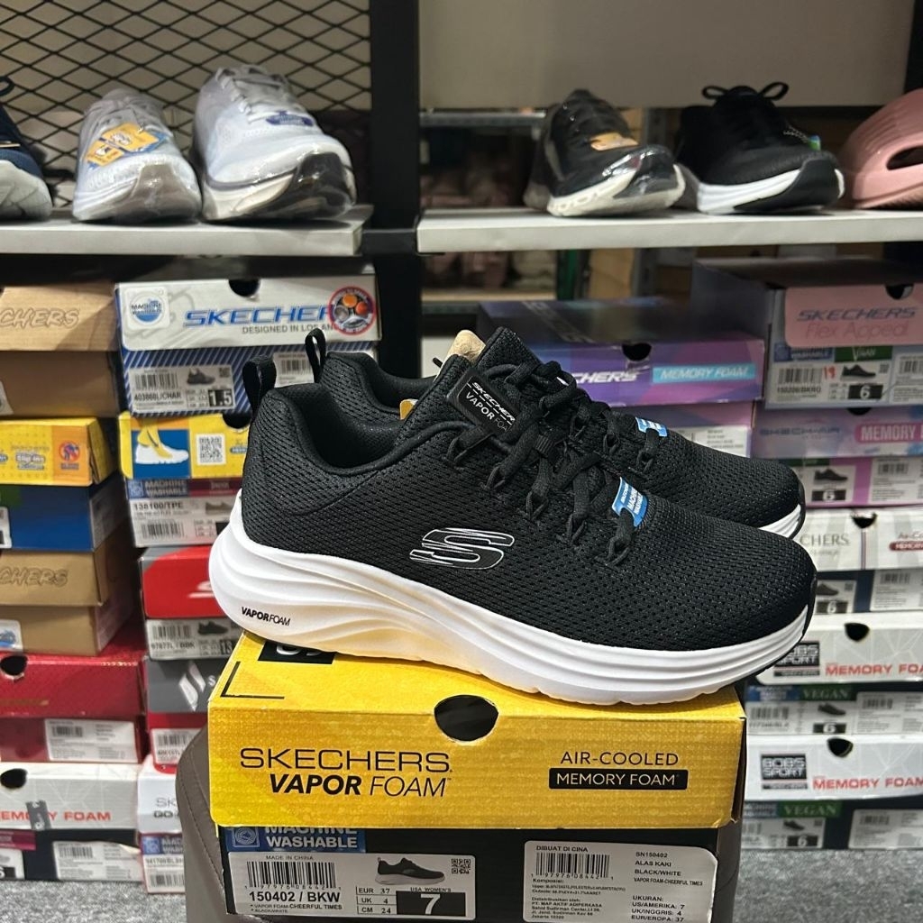 SKECHERS VAPOR FOAM CHEERFUL TIMES RUNNING FOR WOMENS ORIGINAL BNIB (150402 BKW)