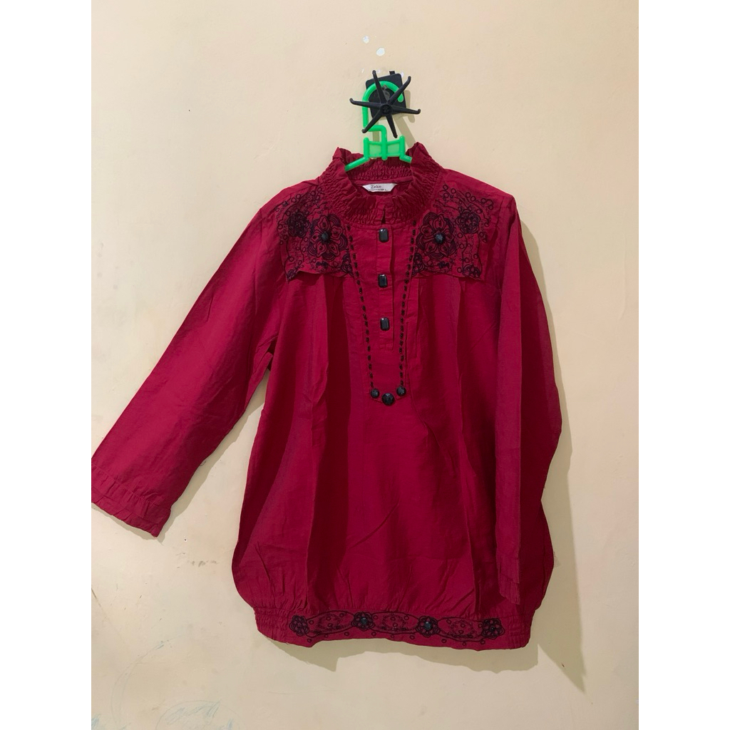 pl blouse merah